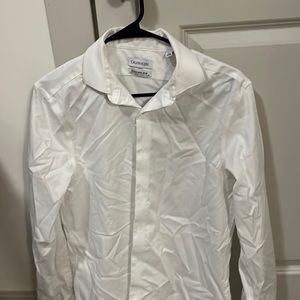 Calvin Klein Slim Fit White Dress Shirt (Medium - 15” collar, 34/35”)
